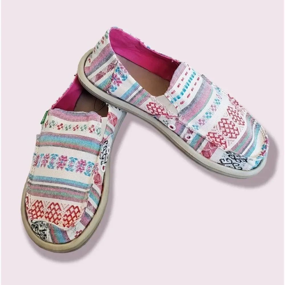 Sanuk Vagabond Slip On Canvas Sidewalk Surfers Shoes Size 5 US Pink